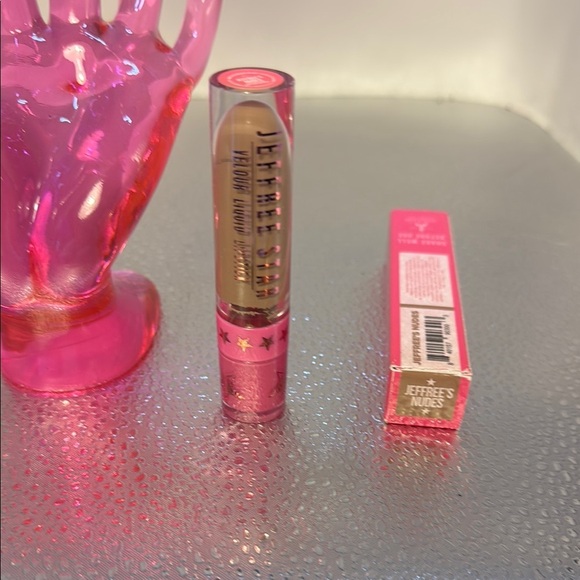 Jeffree Star Pink Lipstick and Gloss Duo - Picture 4 of 4